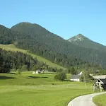 Tubej Апартаменты *