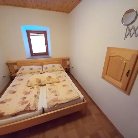 Apartment Tubej *