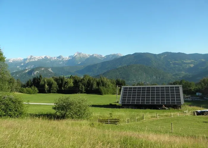 Tubej アパート *